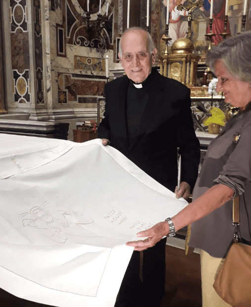 Tovaglia del pescatore - apparecchiatura dell'altare